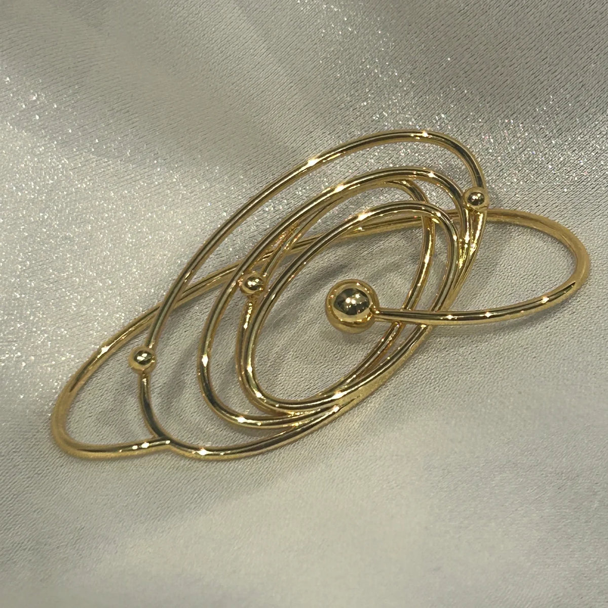Golden Galaxy Flow Earcuff