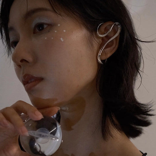 Silver Stellar Drift Ear Cuff