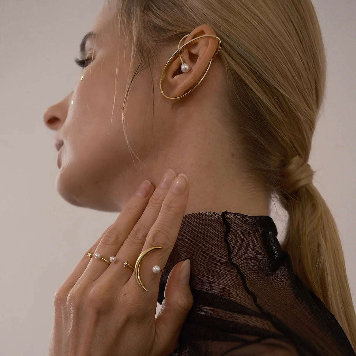 Golden Moonlight Sparkle Ear Cuff
