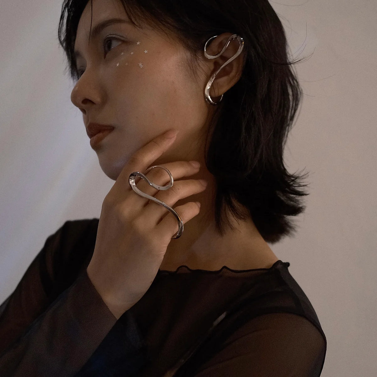 Silver Stellar Drift Ear Cuff
