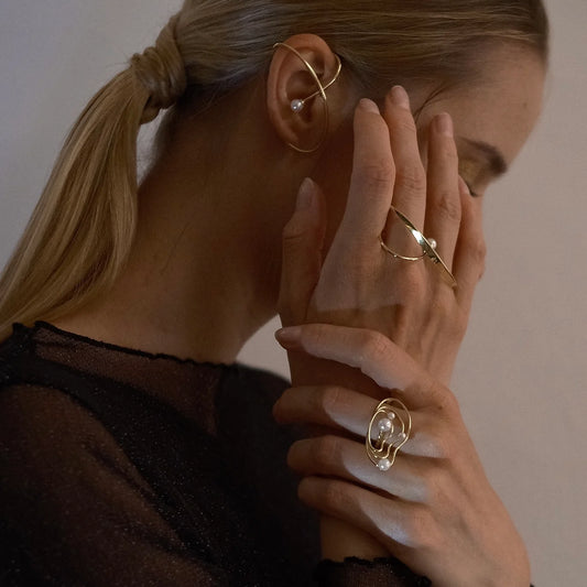 Golden Nebula Flow Pearl Ring