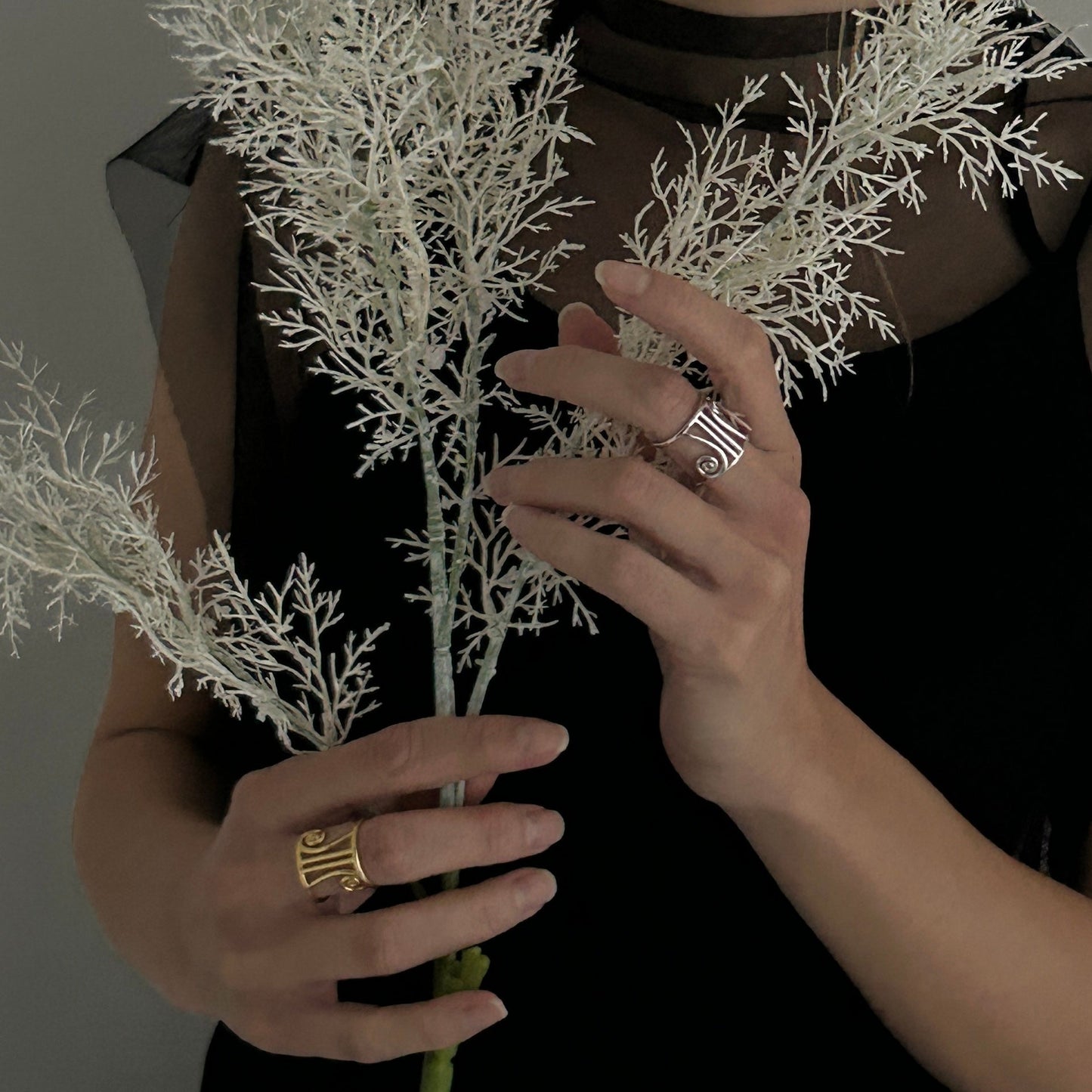Silver The column Ring (London edition)