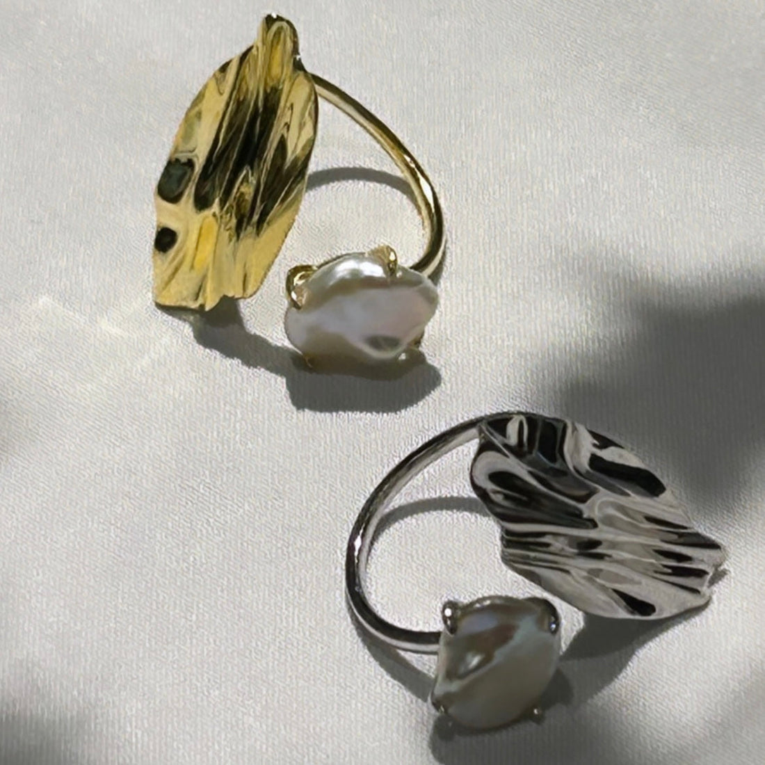 Silver Petal Keshi Ring - Keshi Pearl -