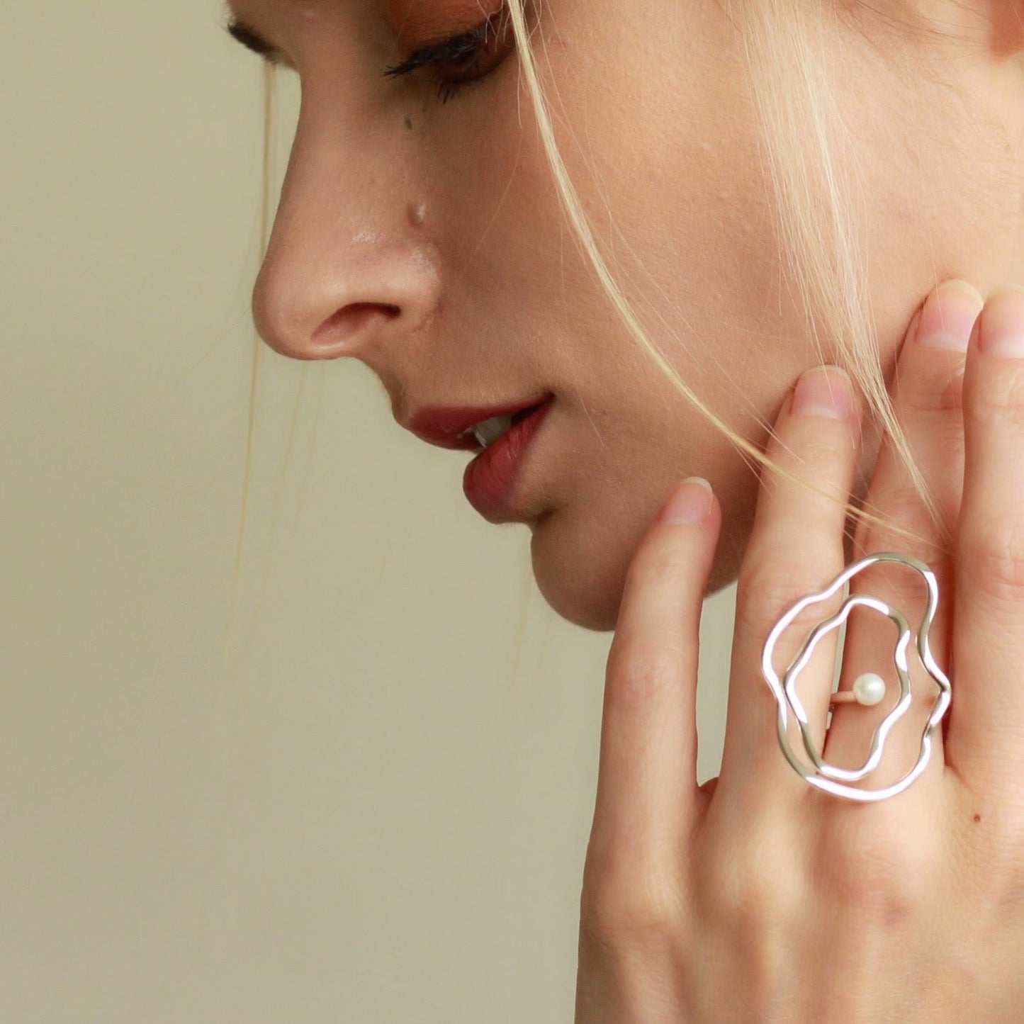Silver Ripple Dew Pearl Ring
