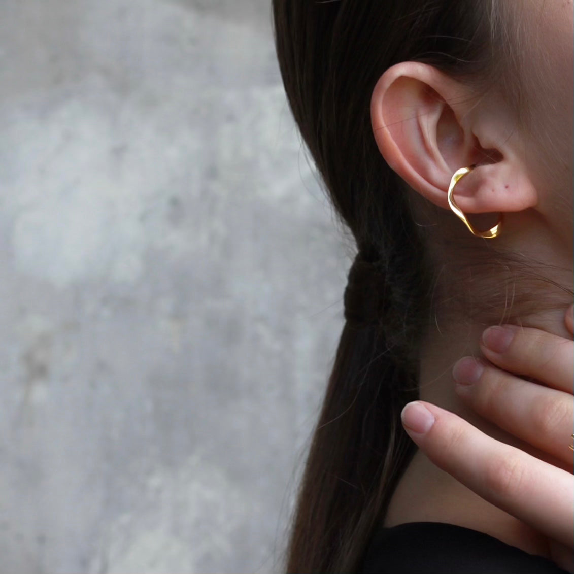 Golden Mobius flow Ring / Earcuff