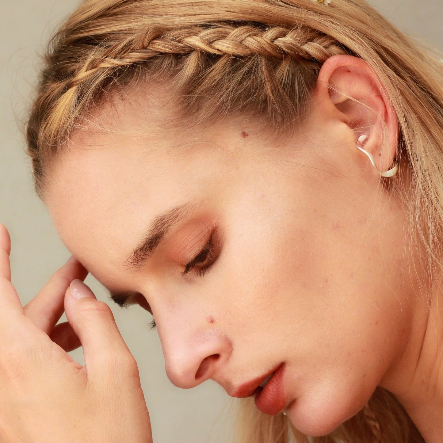 Silver Mobius flow Ring / Earcuff