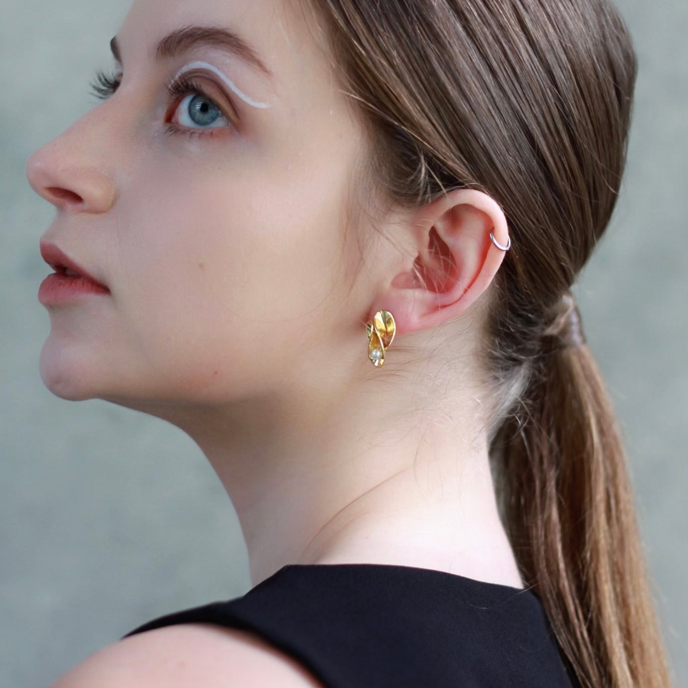 Golden Sparkle of Laputa Ear Studs (pair) Earring