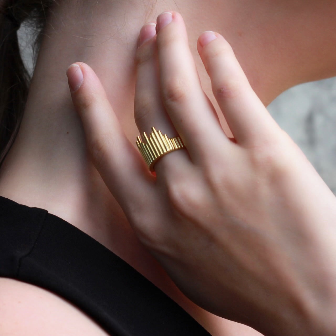 Golden Urban Skyline Ring / Earcuff