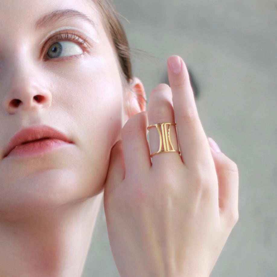 Golden Column Ring