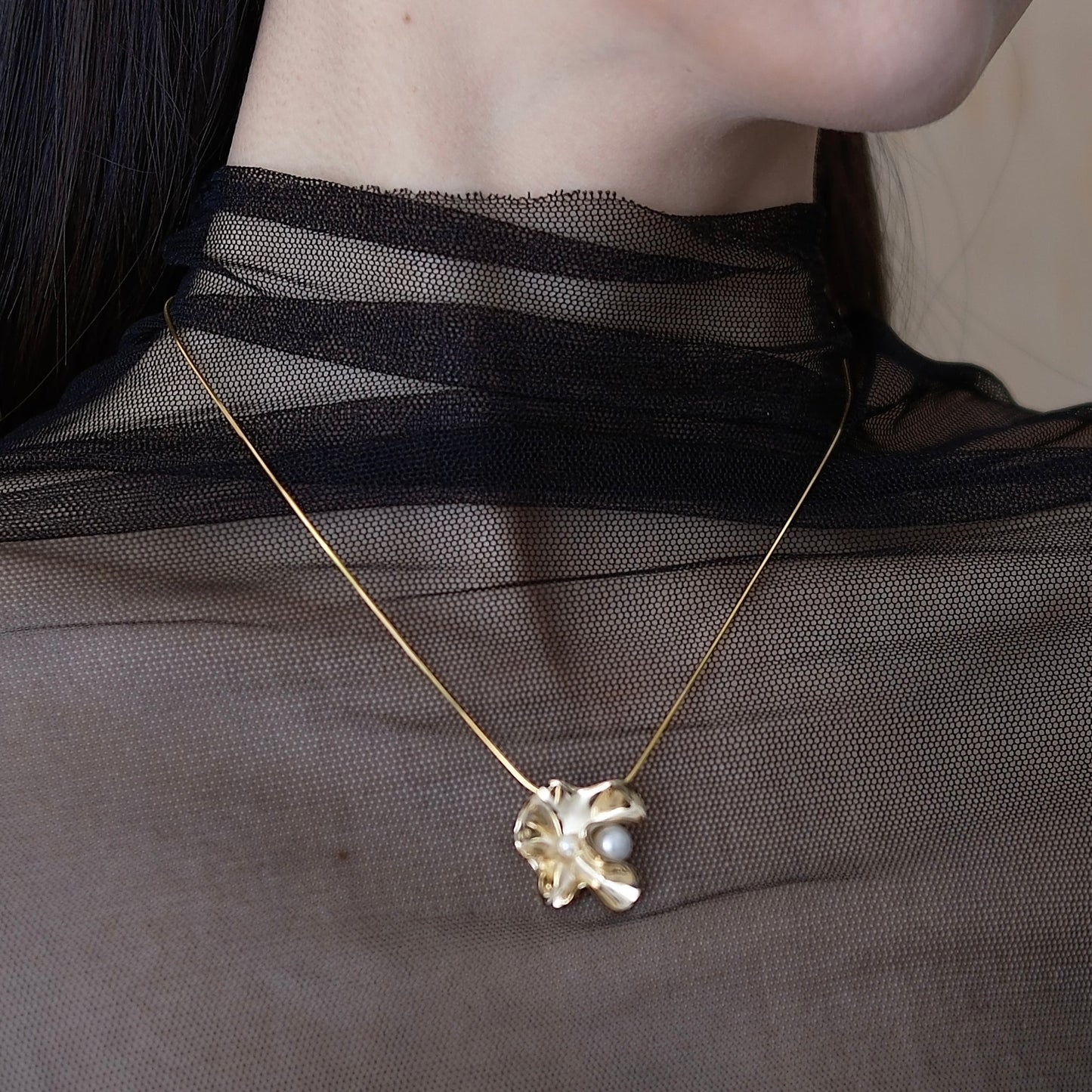 Golden Time ripple Necklace