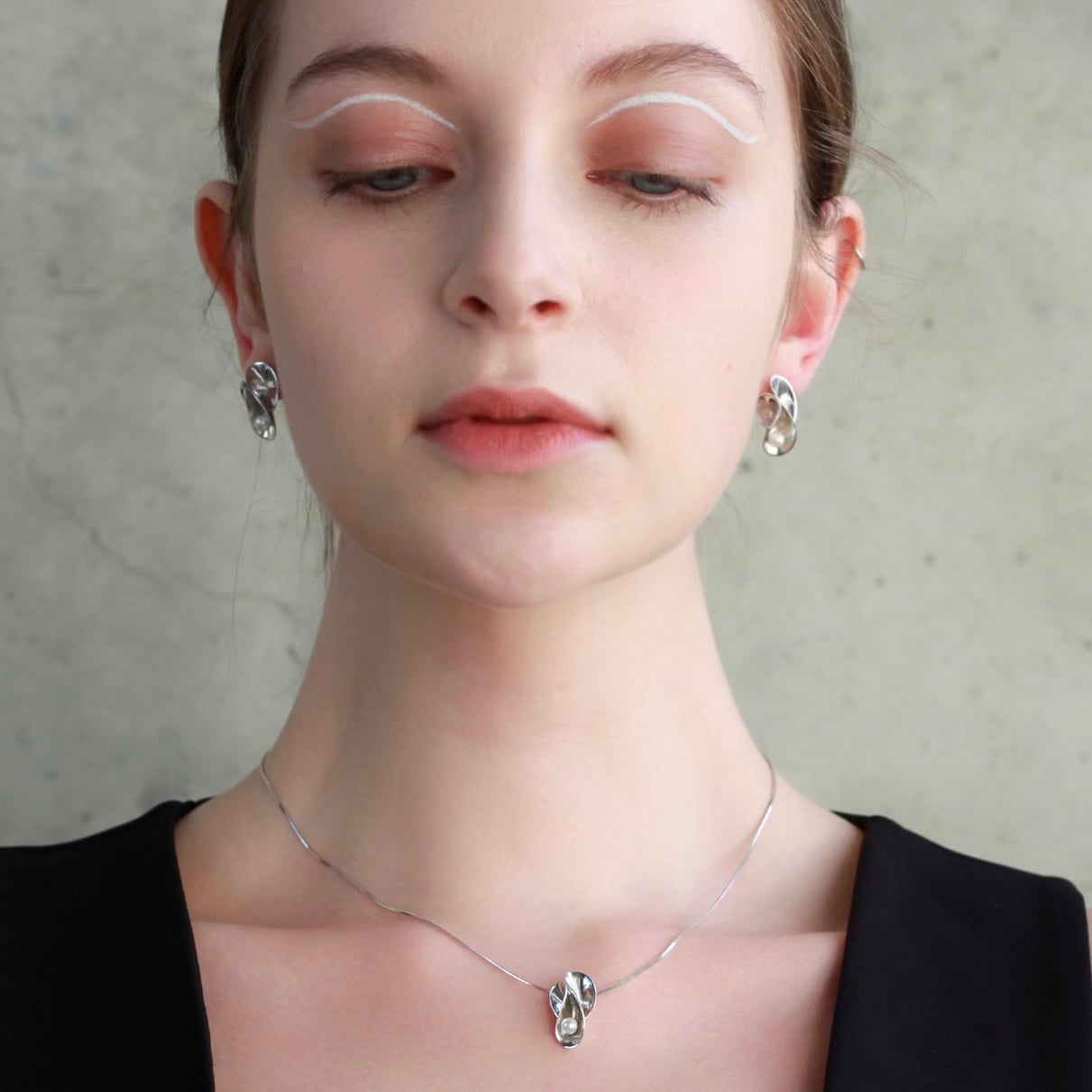 Silver Sparkle of Laputa Necklace