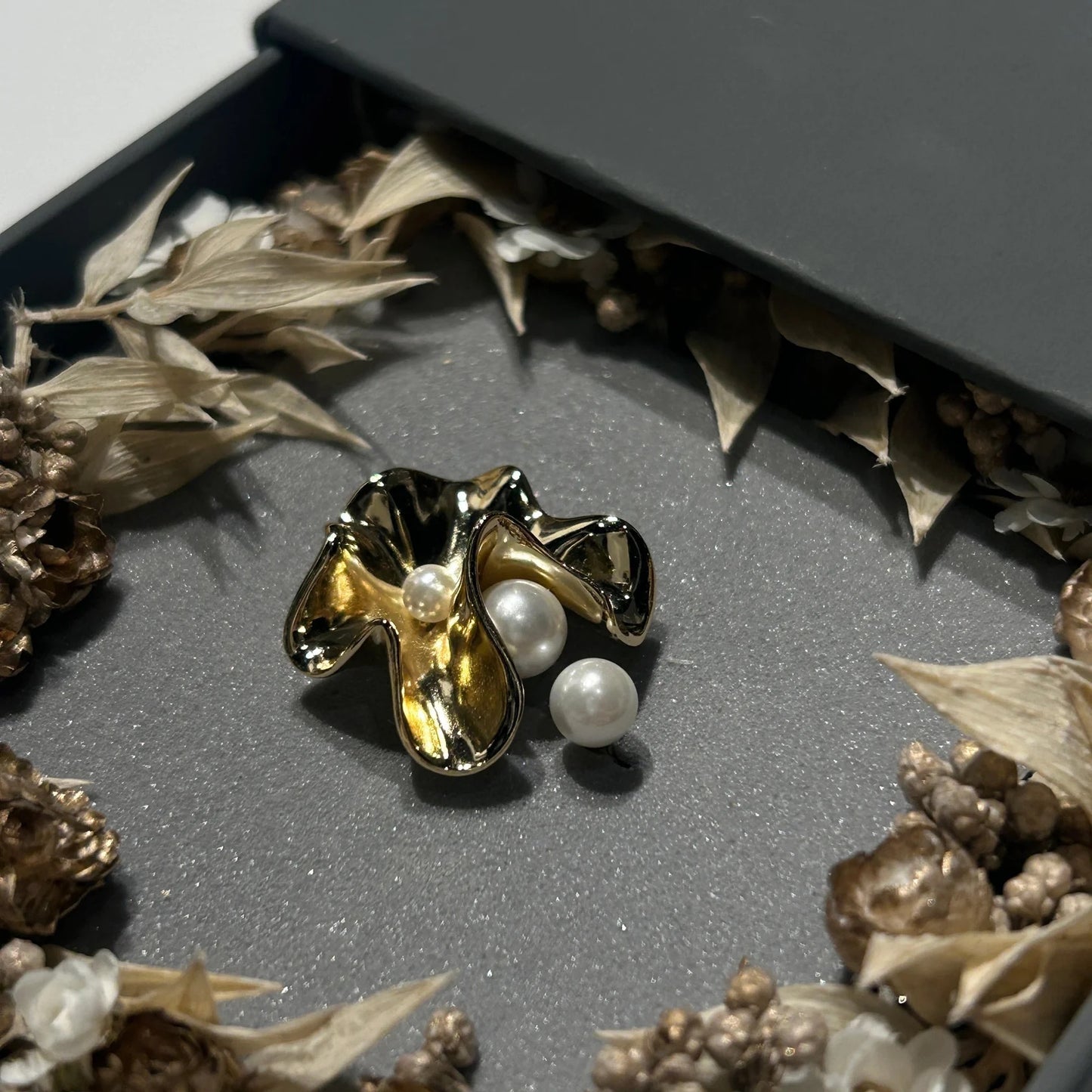 Golden Time Ripple Ring