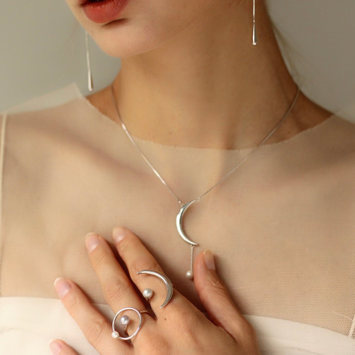 Silver Moonlight Necklace