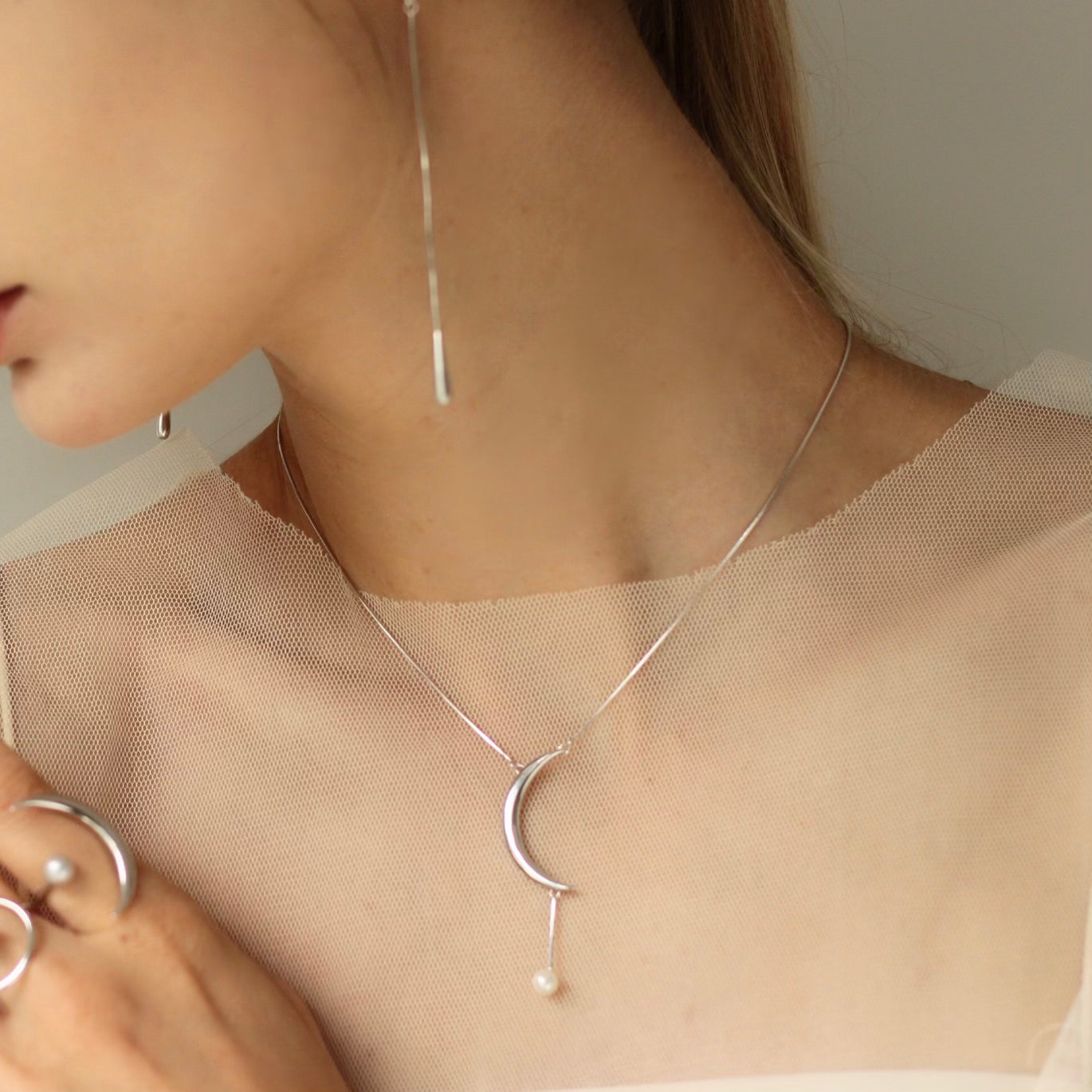 Silver Moonlight Necklace